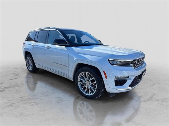 2023 Jeep Grand Cherokee Summit