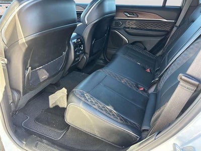 2023 Jeep Grand Cherokee Summit