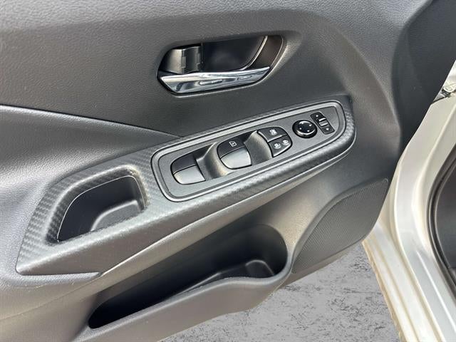 2023 Nissan Versa SV