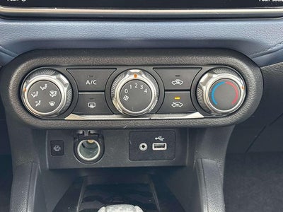 2023 Nissan Versa SV