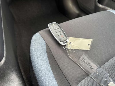 2023 Nissan Versa SV