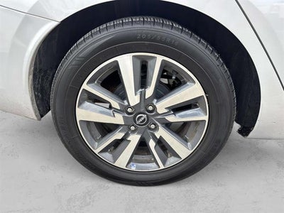 2023 Nissan Versa SV