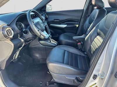 2020 Nissan Kicks SR