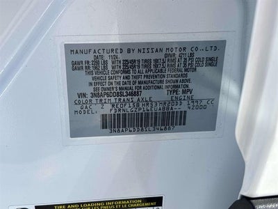 2025 Nissan Kicks SR