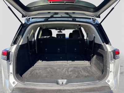 2023 Nissan Pathfinder S