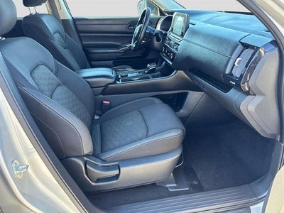 2023 Nissan Pathfinder S