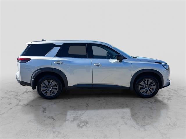 2023 Nissan Pathfinder S