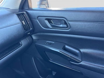 2023 Nissan Pathfinder S