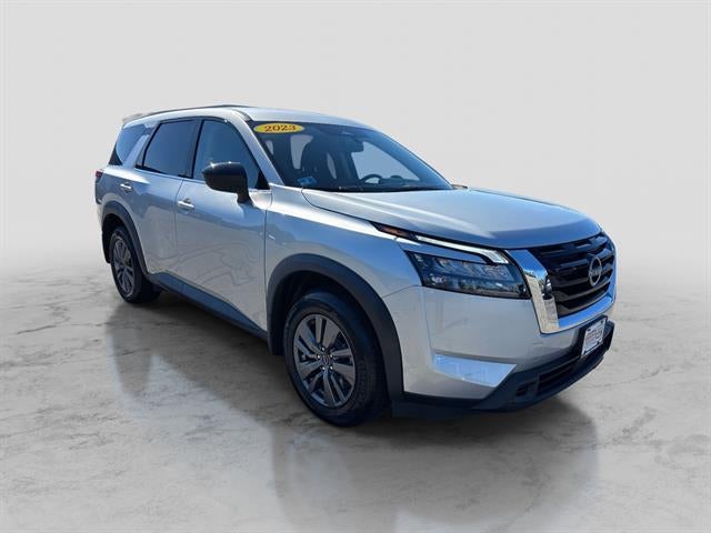 2023 Nissan Pathfinder S