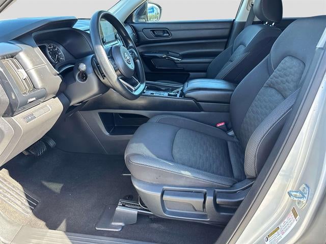 2023 Nissan Pathfinder S