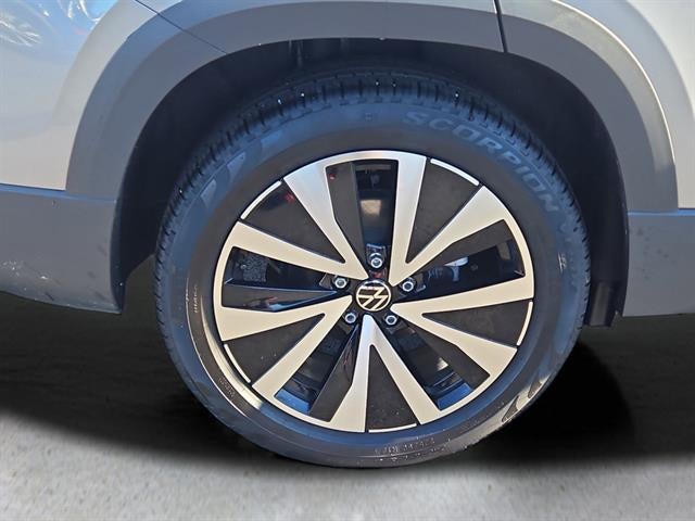 2023 Volkswagen Taos 1.5T SE 4Motion