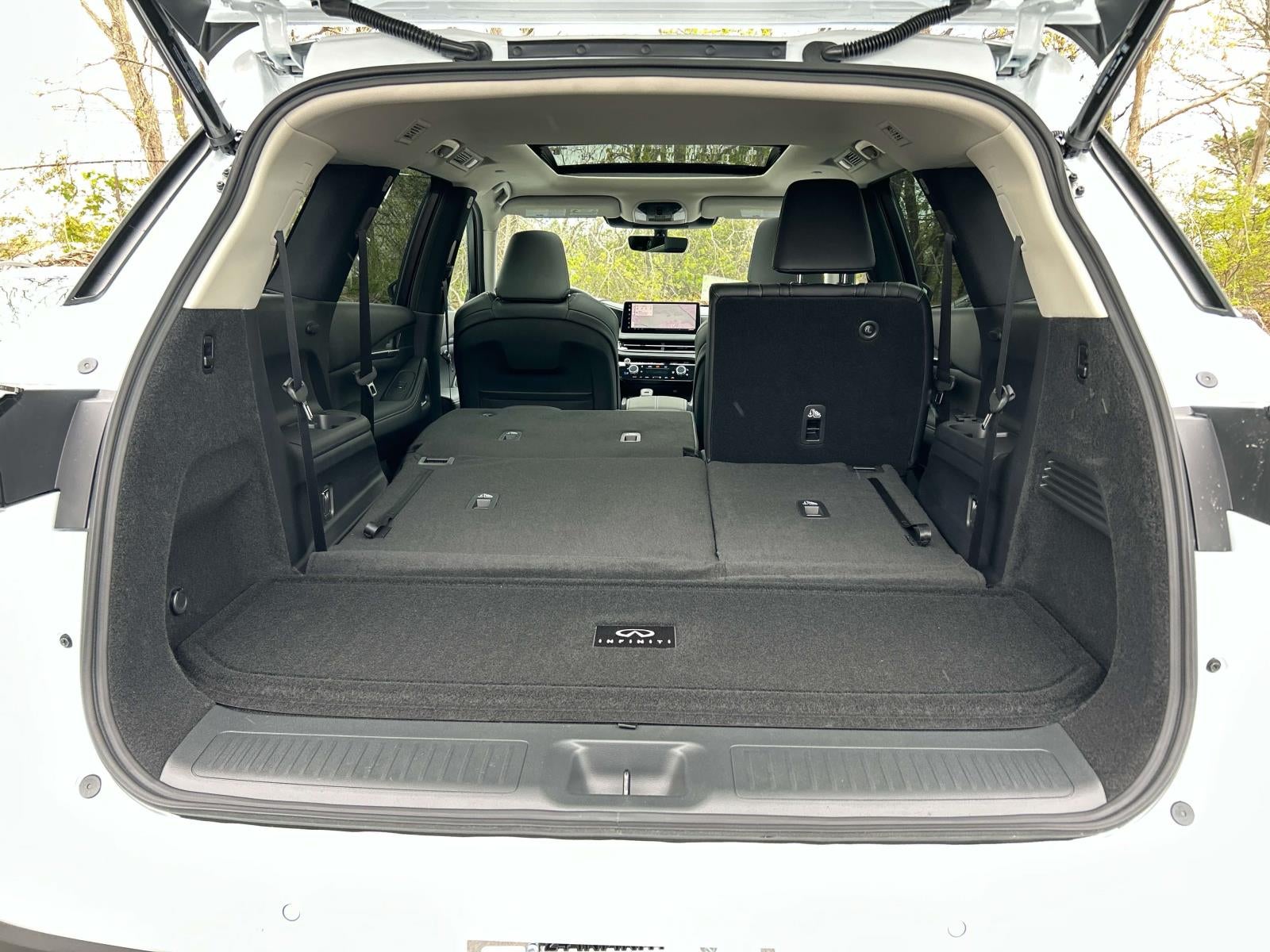 2027 INFINITI QX60 LUXE