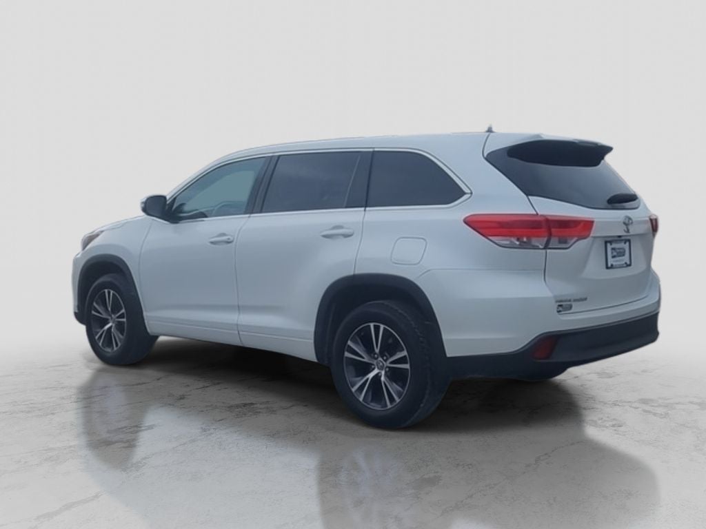 2018 Toyota Highlander LE