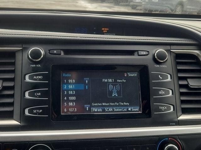 2018 Toyota Highlander LE