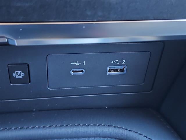 2024 Nissan Armada SV