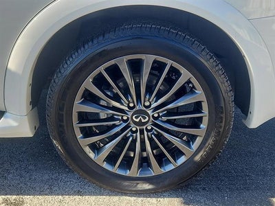 2024 INFINITI QX80 Premium Select