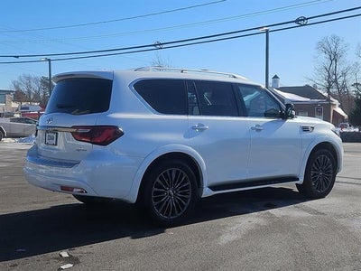 2024 INFINITI QX80 Premium Select