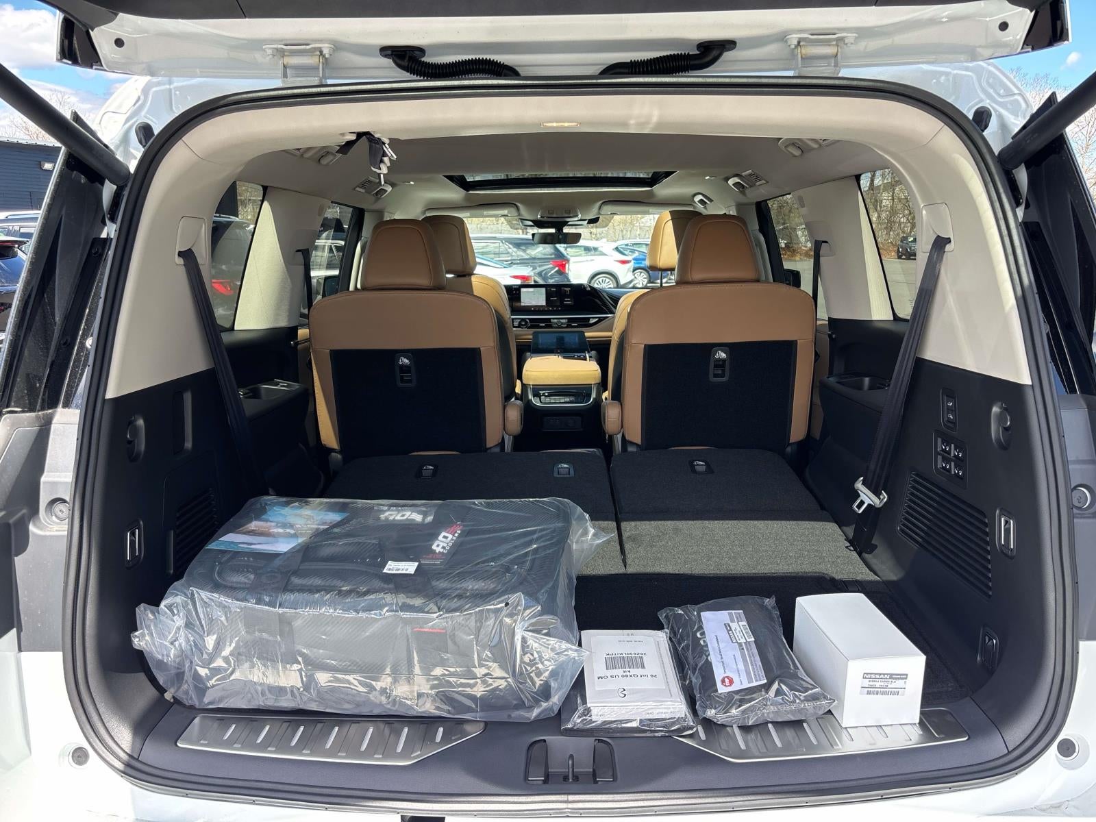 2026 INFINITI QX80 LUXE