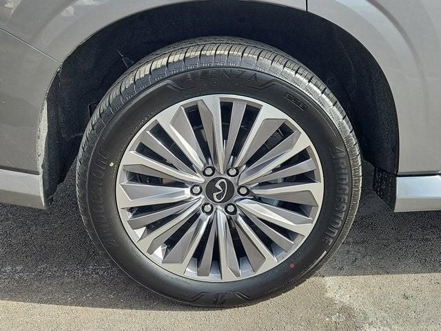 2025 INFINITI QX80 Sensory