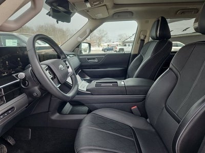 2025 INFINITI QX80 Sensory