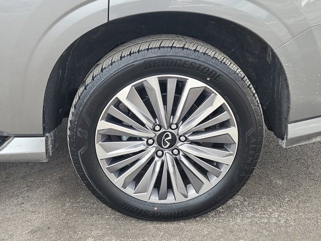 2025 INFINITI QX80 Sensory