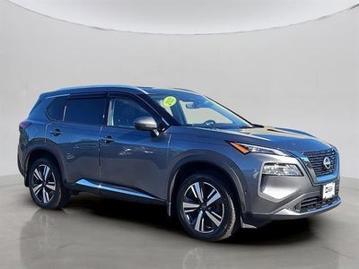 2022 Nissan Rogue SL