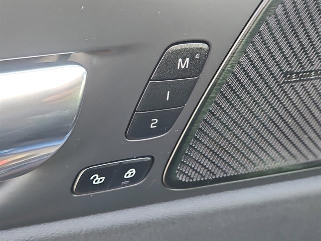 2019 Volvo XC60 T5 R-Design