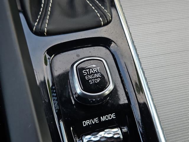 2019 Volvo XC60 T5 R-Design