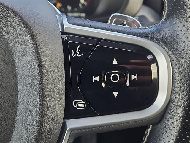 2019 Volvo XC60 T5 R-Design