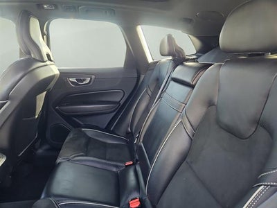2019 Volvo XC60 T5 R-Design