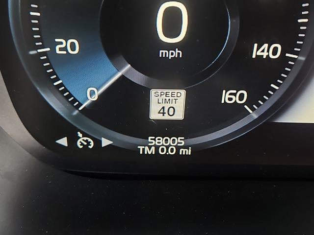 2019 Volvo XC60 T5 R-Design