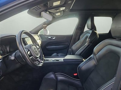 2019 Volvo XC60 T5 R-Design