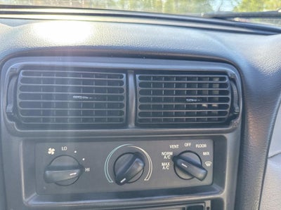1999 Ford Mustang V6