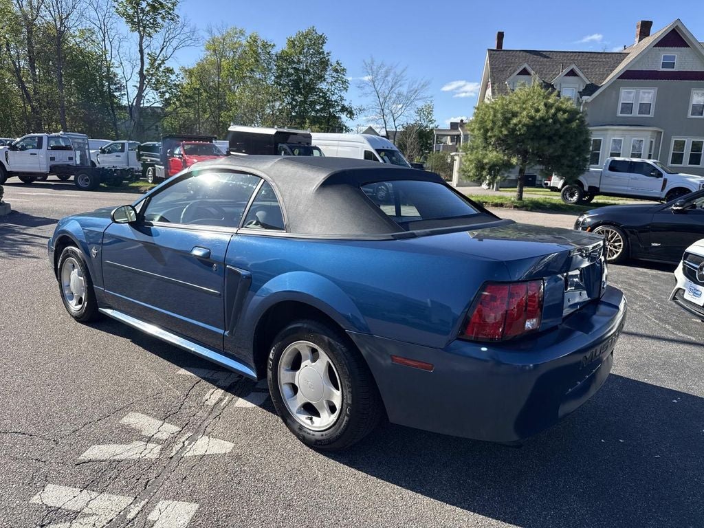 1999 Ford Mustang V6