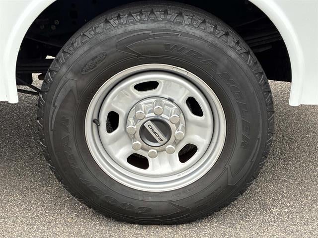 2022 Ford Super Duty F-350 SRW 4x4 XL 2dr Service Utility Body