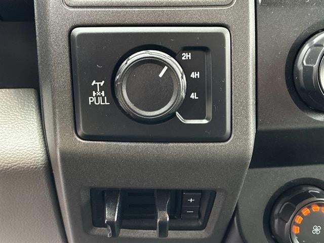 2022 Ford Super Duty F-350 SRW 4x4 XL 2dr Service Utility Body