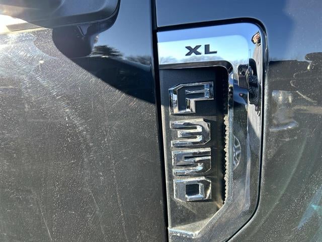 2021 Ford Super Duty F-350 DRW 3-4 Yard Dump