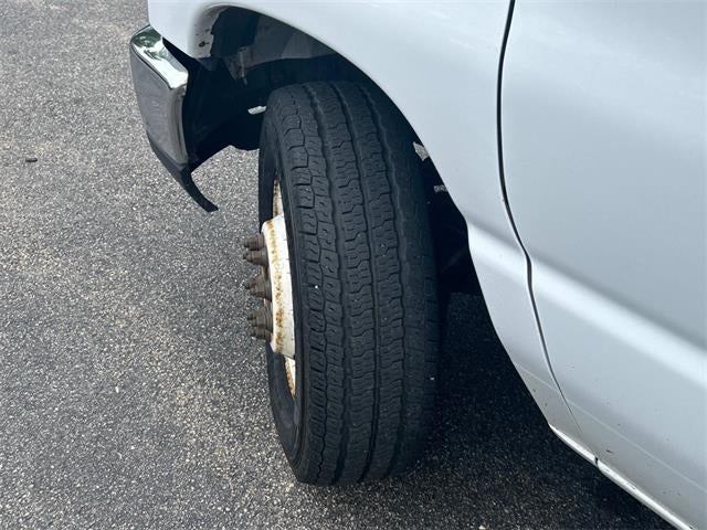 2014 Ford Econoline Commercial Cutaway Base