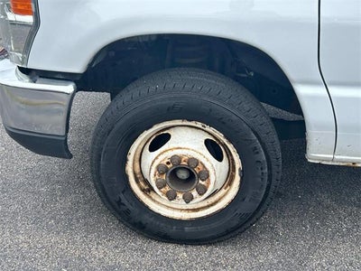 2014 Ford Econoline Commercial Cutaway Base