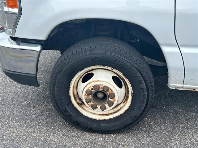 2014 Ford Econoline Commercial Cutaway Base