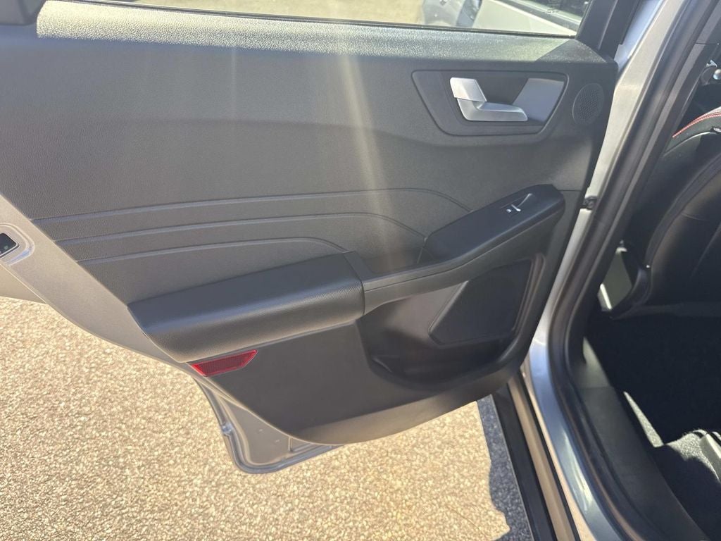 2023 Ford Escape Hybrid ST-Line Elite