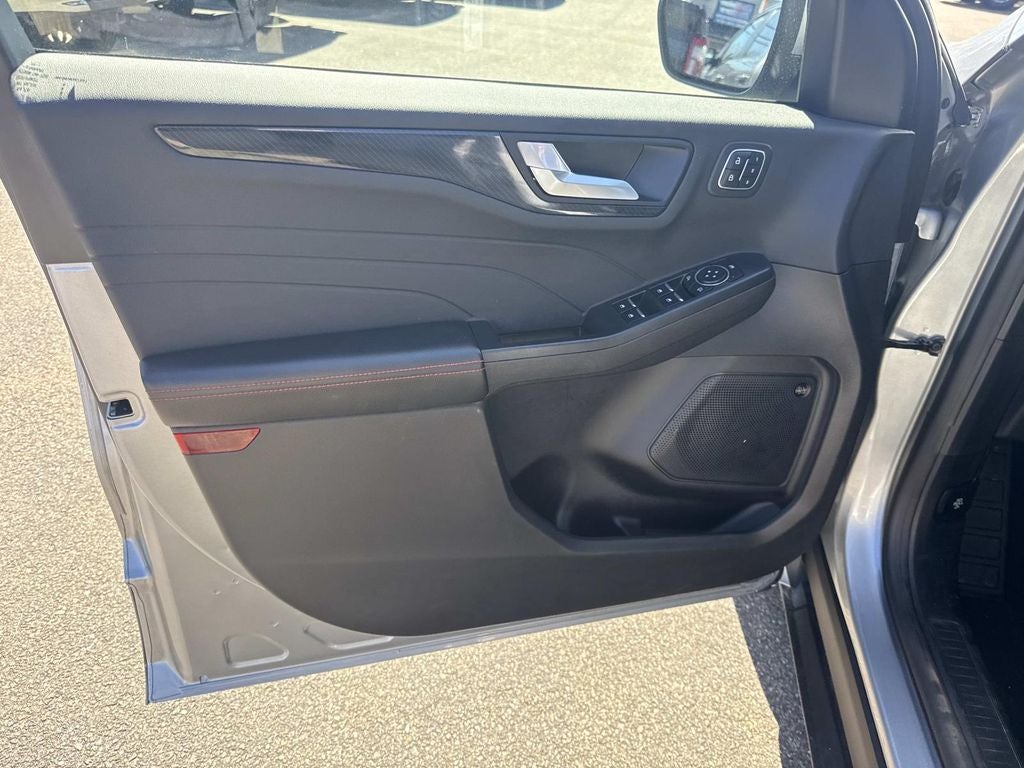 2023 Ford Escape Hybrid ST-Line Elite