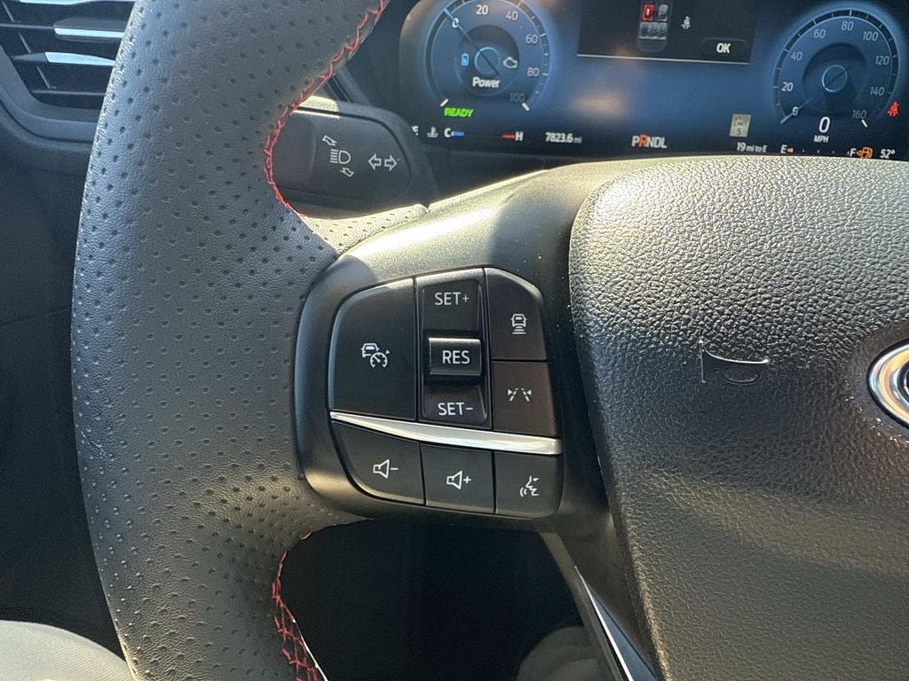 2023 Ford Escape Hybrid ST-Line Elite