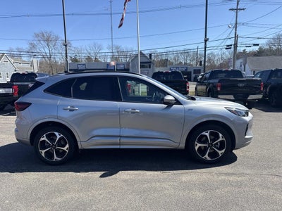 2023 Ford Escape Hybrid ST-Line Elite