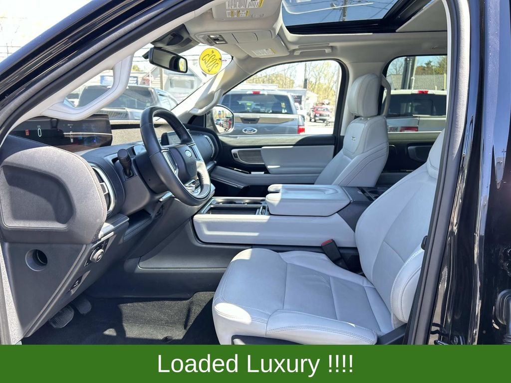 2025 Ford Expedition Platinum