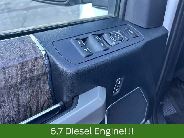 2017 Ford Super Duty F-250 SRW Lariat