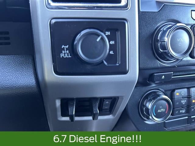 2017 Ford Super Duty F-250 SRW Lariat