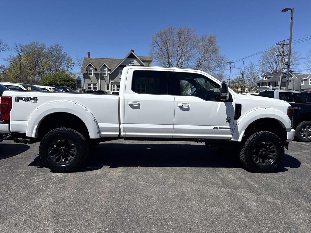 2022 Ford F-250SD Lariat Black Widow
