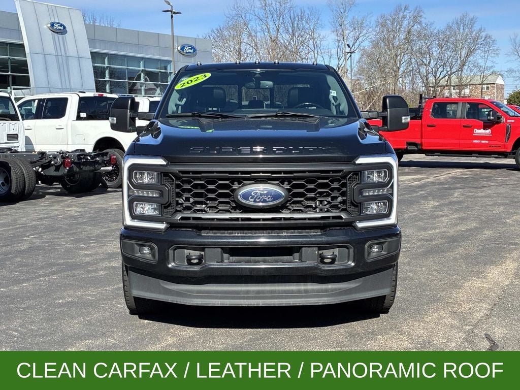 2023 Ford F-350SD Lariat