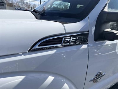 2015 Ford Super Duty F-350 SRW Lariat